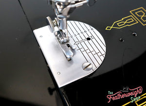 Singer Featherweight 221K Sewing Machine RED "S" ES172***
