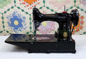 Singer Featherweight 222K Sewing Machine EK636***