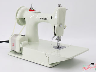 Load image into Gallery viewer, Singer Featherweight 221 Sewing Machine, WHITE EV9828**