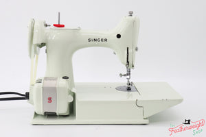 Singer Featherweight 221 Sewing Machine, WHITE EV9828**