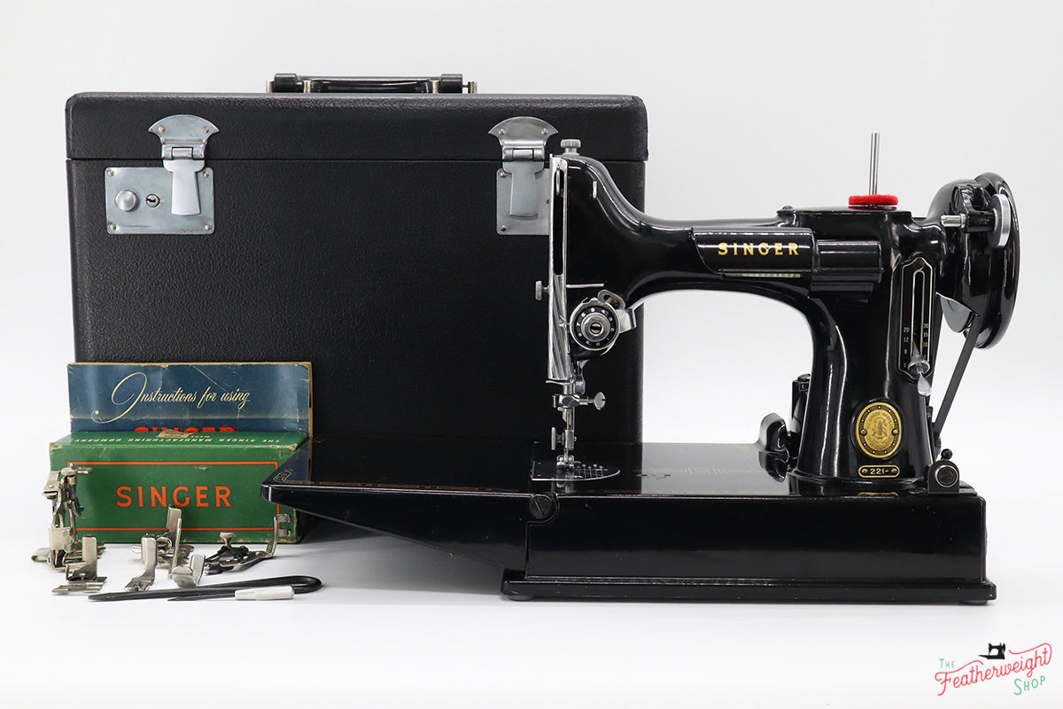 Singer Featherweight 221 1955 - AL948***