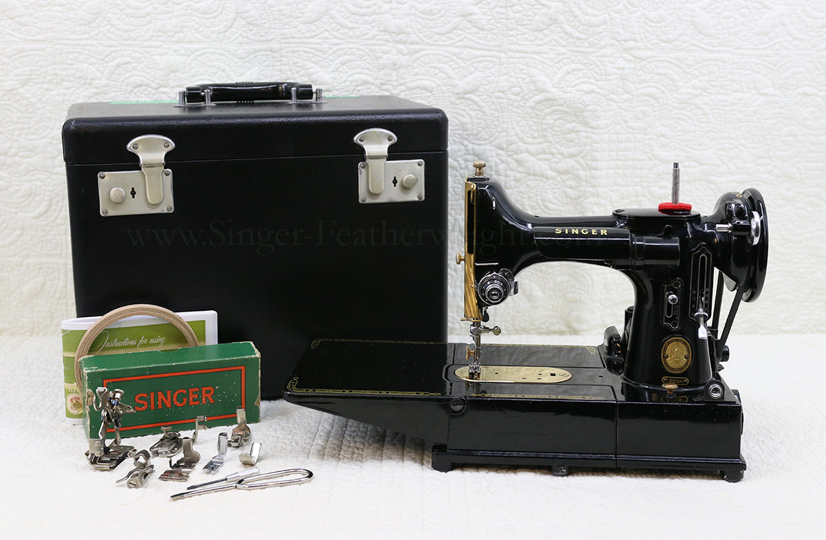 Singer Featherweight 222K Sewing Machine EK634*** GOLD PLATED!!!