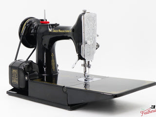 Load image into Gallery viewer, Singer Featherweight 221K Sewing Machine, EF688*** - 1950