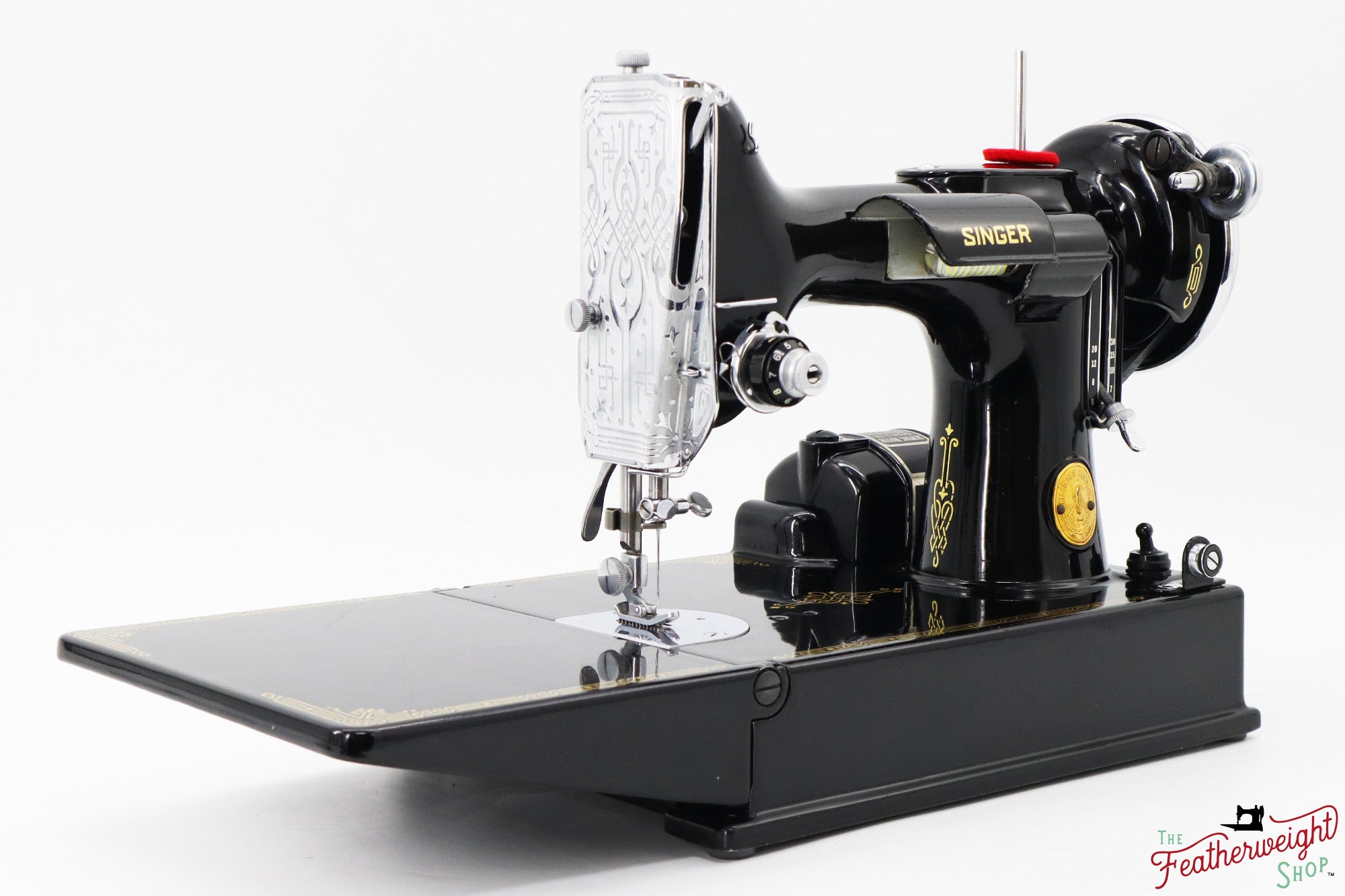 Singer Featherweight 221 Sewing Machine, AF587*** - 1940