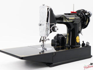 Load image into Gallery viewer, Singer Featherweight 221 Sewing Machine, AF587*** - 1940
