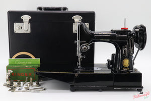 Singer Featherweight 222K Sewing Machine EM60467*
