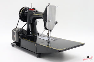 Singer Featherweight 222K Sewing Machine EM60467*
