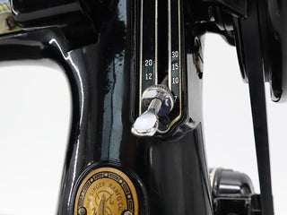Load image into Gallery viewer, Singer Featherweight 221 Sewing Machine, AM177***