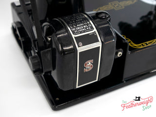 Load image into Gallery viewer, Singer Featherweight 221K Sewing Machine, RED &quot;S&quot; ES247***