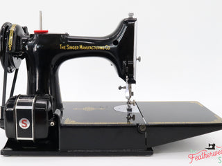 Load image into Gallery viewer, Singer Featherweight 221 Sewing Machine, AJ646***