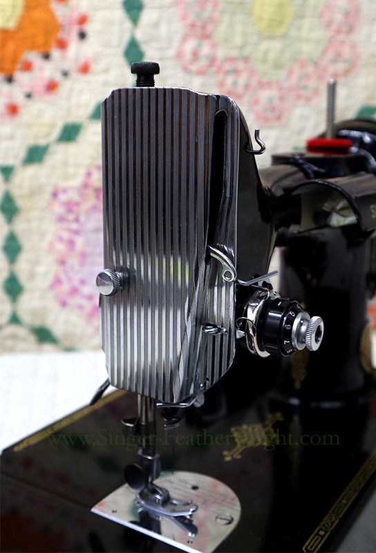 Singer Featherweight 221 Sewing Machine, AL169***