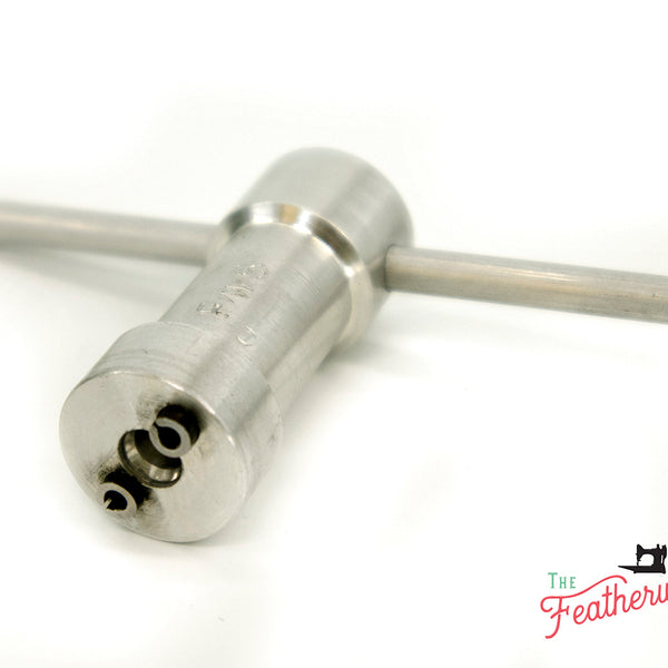 Thread Jam Removal Tool, COMMON SIZE for Singer Featherweight 221, 222, & 301