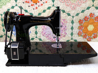 Load image into Gallery viewer, Singer Featherweight 221 Sewing Machine, AL716***