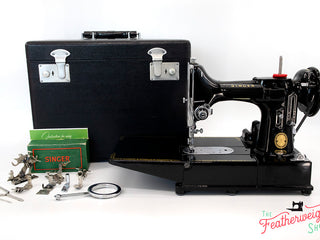 Load image into Gallery viewer, Singer Featherweight 222K 1957 - EM6031**