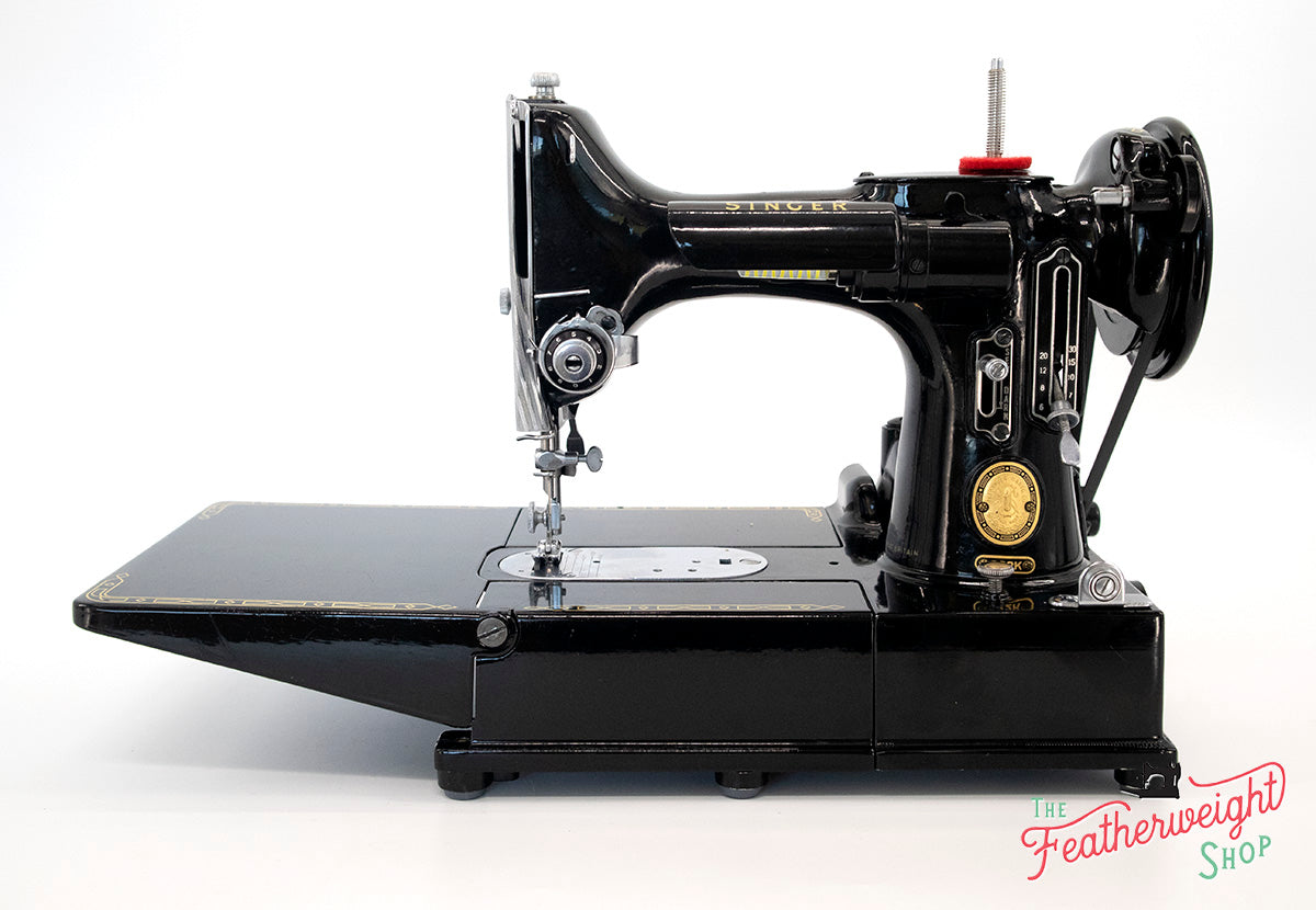 Singer Featherweight 222K 1957 - EM6031**