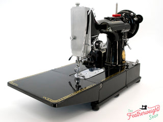 Load image into Gallery viewer, Singer Featherweight 222K 1957 - EM6031**