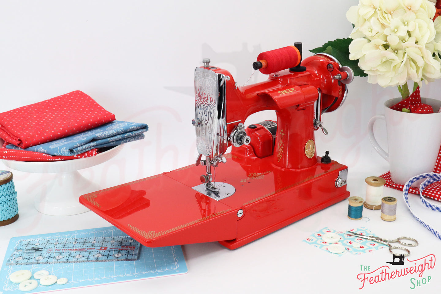 Singer Featherweight 221 Sewing Machine 1933 AD550*** - Fully Restored in Liberty Red