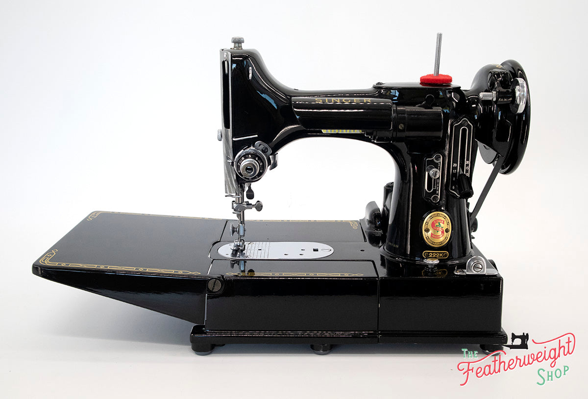 Singer Featherweight 222K Sewing Machine, RED "S" ER9006**