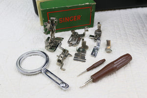 Singer Featherweight 222K Sewing Machine, RED "S" ER0232**