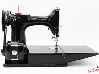Load image into Gallery viewer, Singer Featherweight 221K Sewing Machine, 1955 - EK2111**