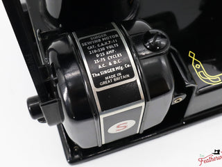 Load image into Gallery viewer, Singer Featherweight 221K Sewing Machine, 1955 - EK2111**