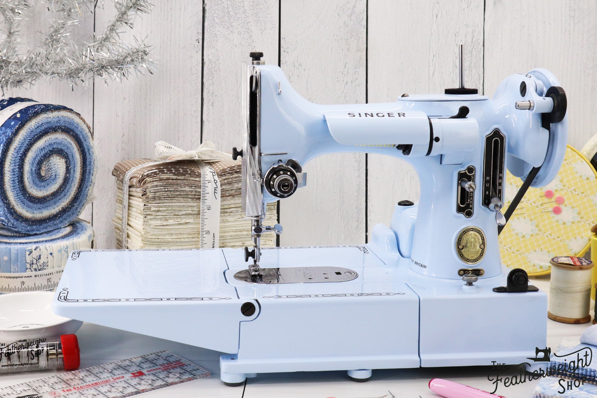 Singer Featherweight 222K Sewing Machine EK328*** - Fully Restored in 'Cinderella Blue'