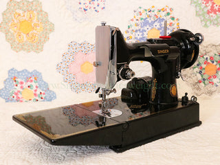 Load image into Gallery viewer, Singer Featherweight 221 Sewing Machine, Centennial: AJ930***