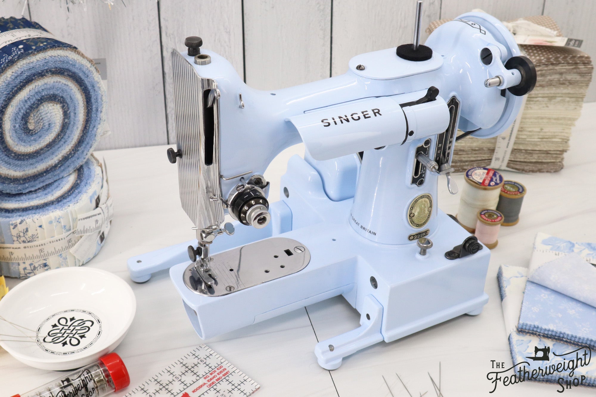 Singer Featherweight 222K Sewing Machine EK328*** - Fully Restored in 'Cinderella Blue'