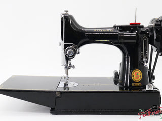 Load image into Gallery viewer, Singer Featherweight 221K Sewing Machine, RED &quot;S&quot; - ES2444**