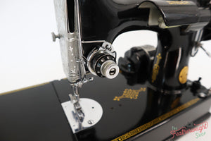 Singer Featherweight 221 Sewing Machine, AE987***