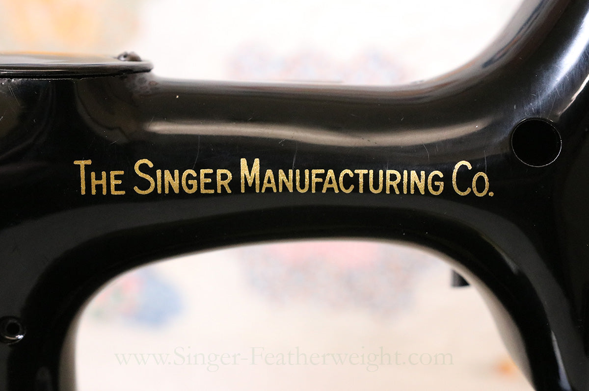 Singer Featherweight 221 Sewing Machine, Centennial: AJ930***