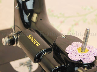 Load image into Gallery viewer, Singer Featherweight 221 Sewing Machine GOLDEN GATE SAN FRANCISCO Edition AF090***