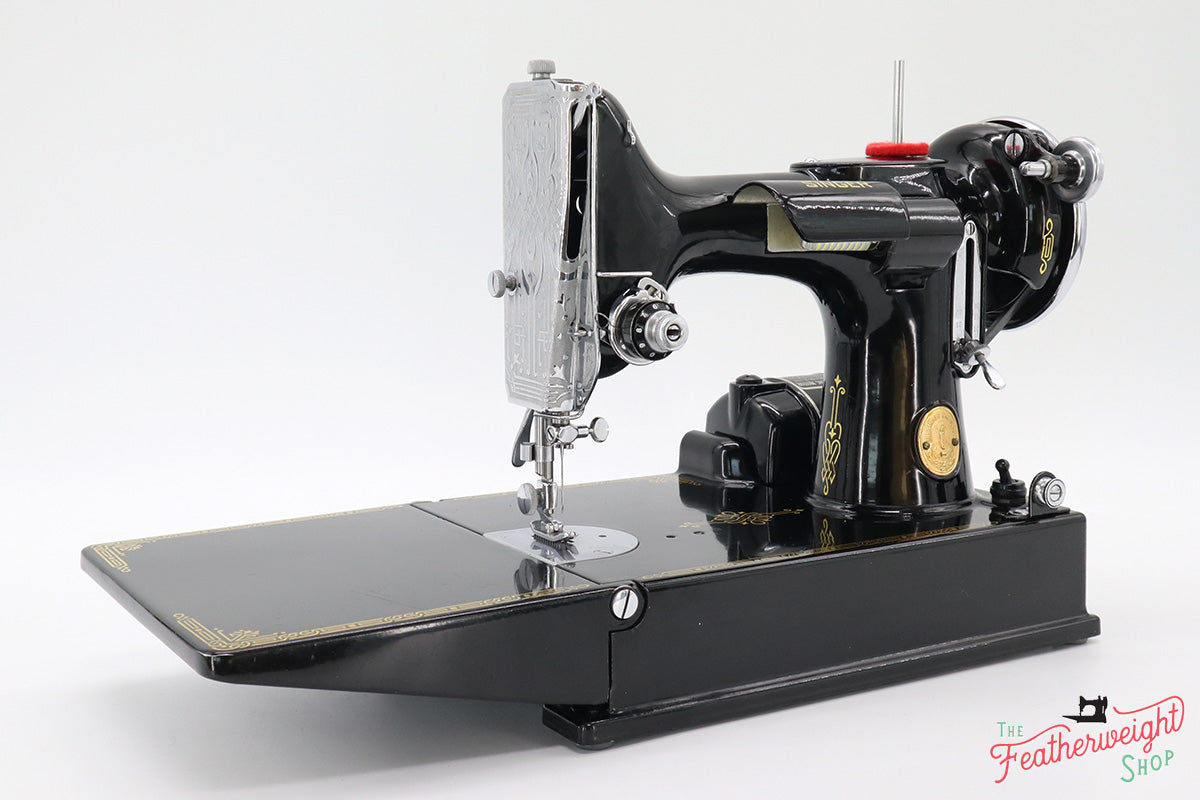 Singer Featherweight 221 Sewing Machine, AF083***