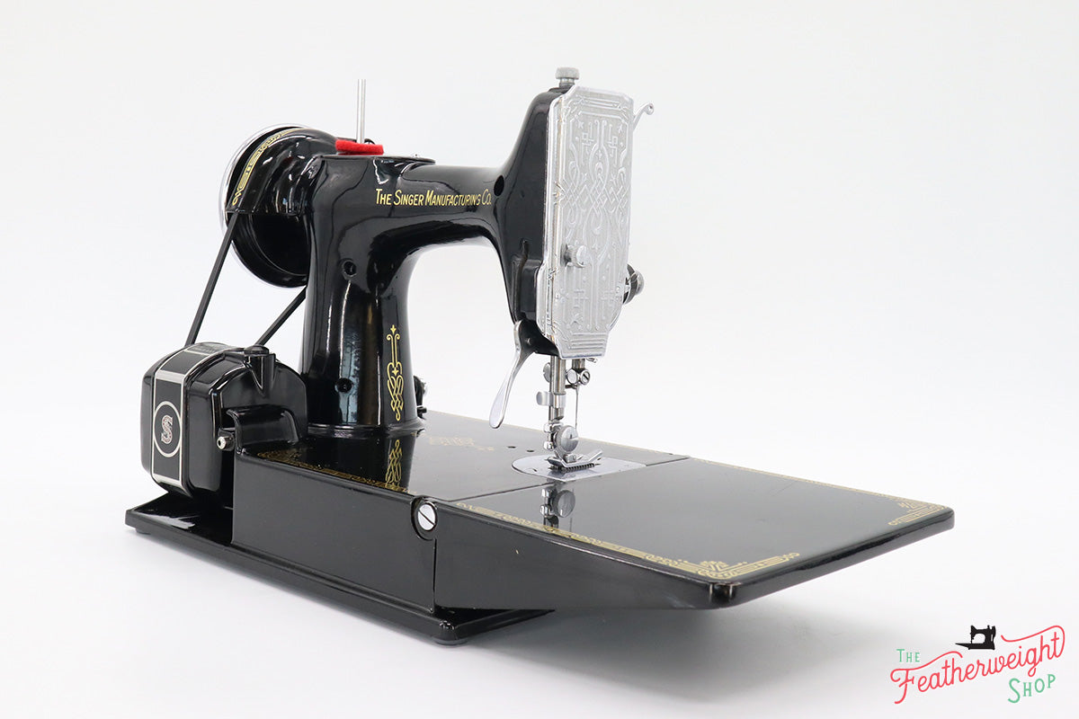 Singer Featherweight 221 Sewing Machine, AF083***