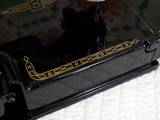 Load image into Gallery viewer, Singer Featherweight 221 Sewing Machine, AM776***