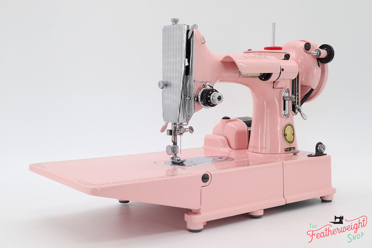 Singer Featherweight 222K Sewing Machine EN1365** - Fully Restored in Strawberry Cream