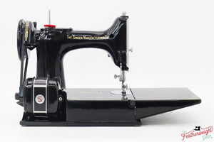 Singer Featherweight 221K Sewing Machine, 1952 - EH242***