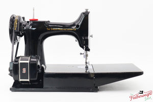 Singer Featherweight 221 Sewing Machine, AM661*** - 1957