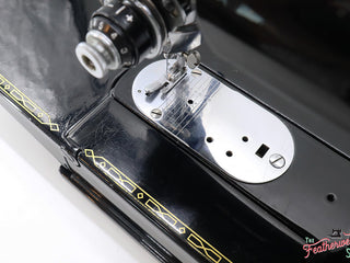 Load image into Gallery viewer, Singer Featherweight 222K Sewing Machine, RED &quot;S&quot; EP7604**