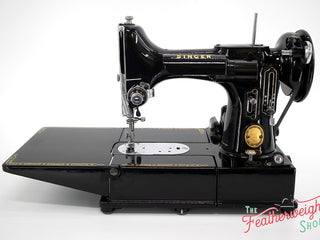 Load image into Gallery viewer, Singer Featherweight 222K Sewing Machine EK6340**