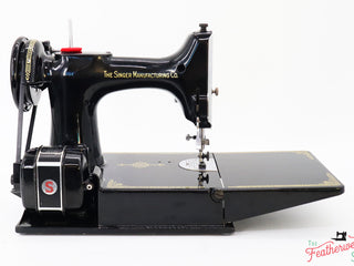 Load image into Gallery viewer, Singer Featherweight 221 Sewing Machine, AL41685*