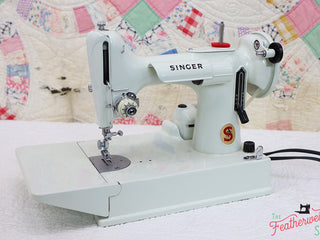 Load image into Gallery viewer, Singer Featherweight 221K Sewing Machine, WHITE EV964***