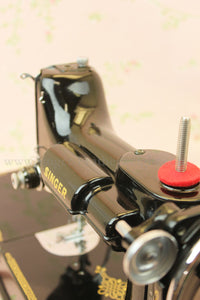 Singer Featherweight 221 Sewing Machine, AF882***
