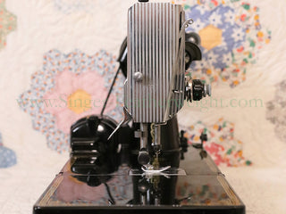 Load image into Gallery viewer, Singer Featherweight 221 Sewing Machine, AL416***