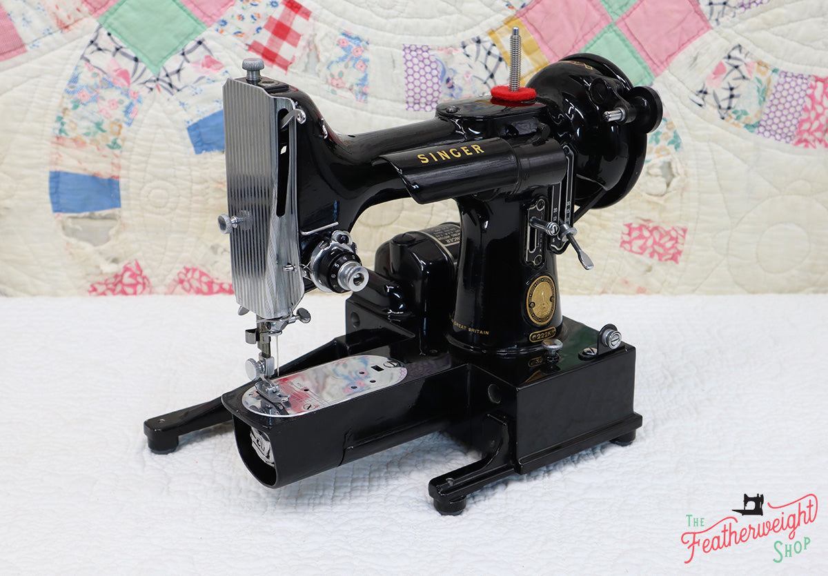 Singer Featherweight 222K Sewing Machine EL184***