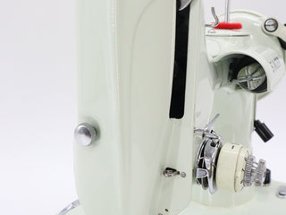 Load image into Gallery viewer, Singer Featherweight 221K Sewing Machine, WHITE EV940***
