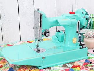 Load image into Gallery viewer, Singer Featherweight 221 AF0819** - Fully Restored in Caribbean Sea Green