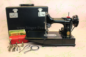 Singer Featherweight 222K Sewing Machine, "Red S" ER900***