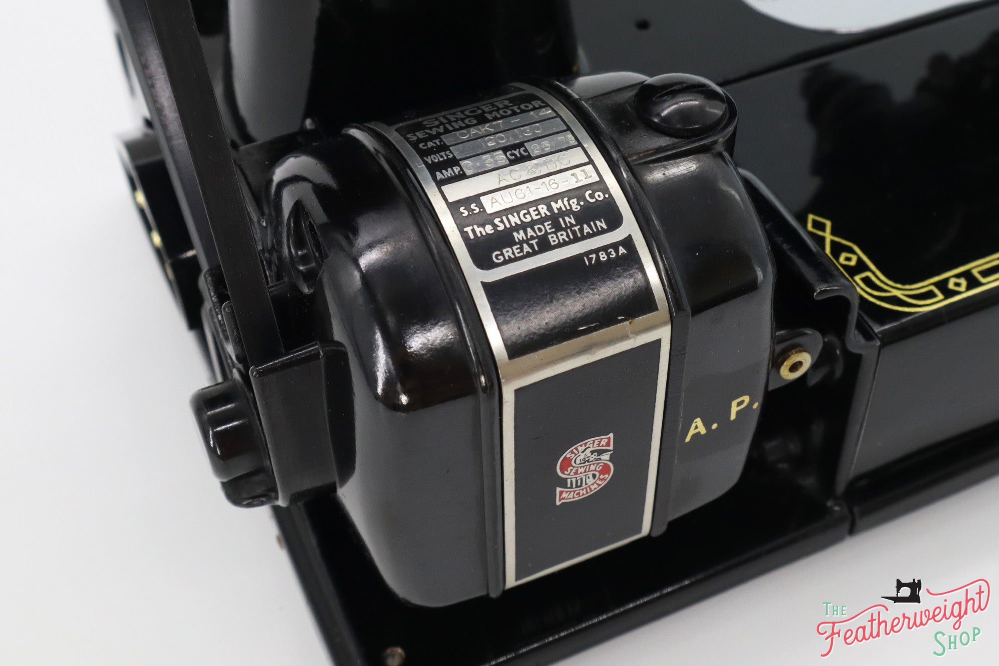 Singer Featherweight 222K Sewing Machine EL68582*