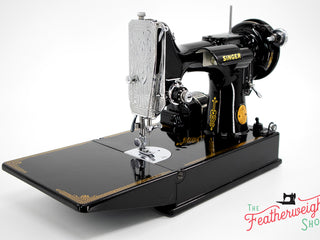 Load image into Gallery viewer, Singer Featherweight 221 Sewing Machine, AG009***